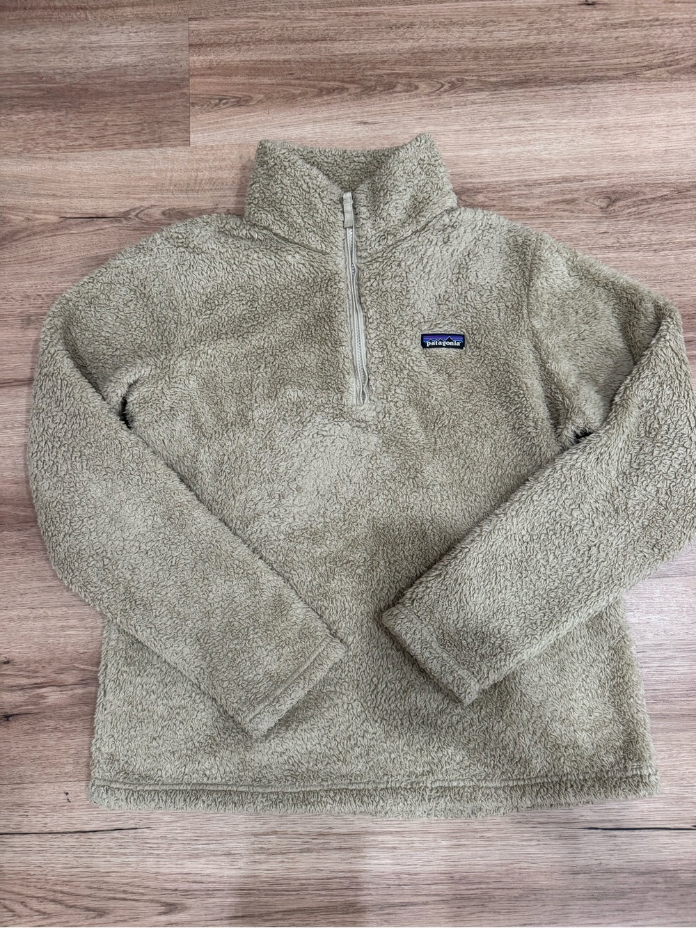 Patagonia Women’s Tan Half-Zip Fleece Pullover